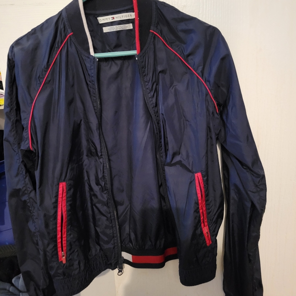 Tommy wind braker